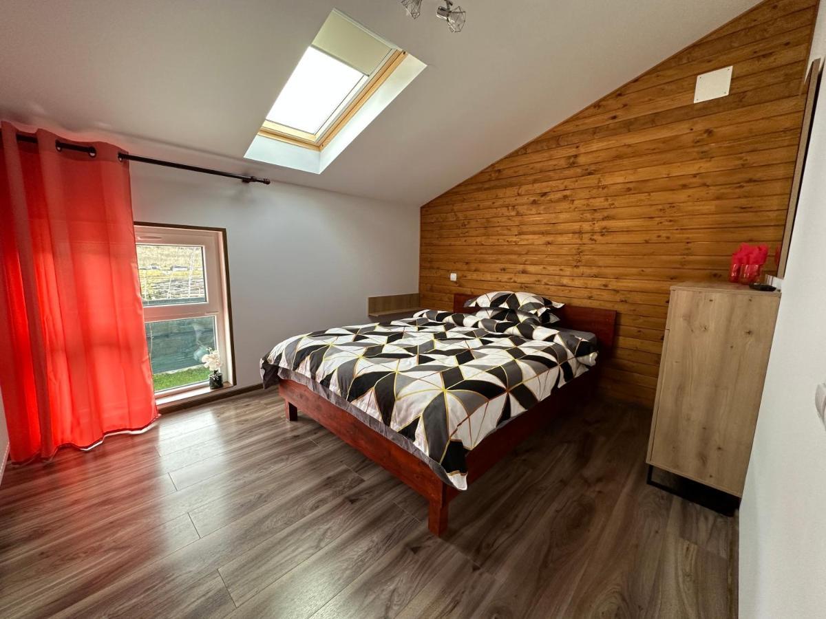 Casa Rares บุชเตนี ภายนอก รูปภาพ