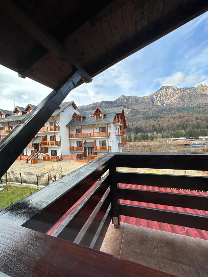 Casa Rares บุชเตนี ภายนอก รูปภาพ